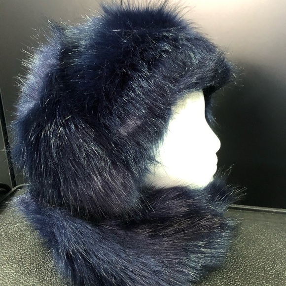 Lovful Faux Fur Cossack Style Hat & Scarf Set - Blue - OSFM - Picture 3 of 6